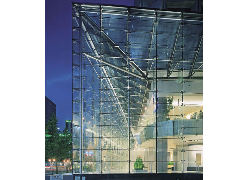 FRAMELESS SPIDER GLAZING